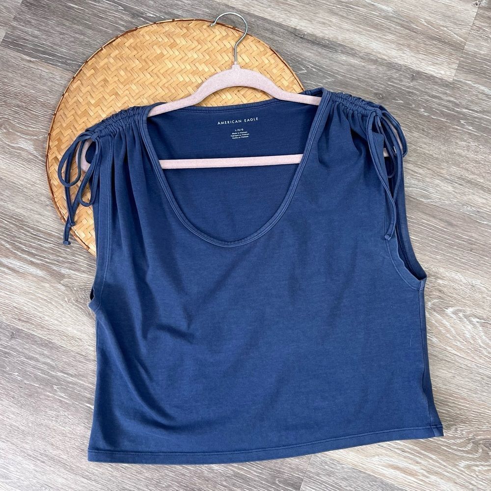 American‎ eagle tie sleeve slightly cropped shirt